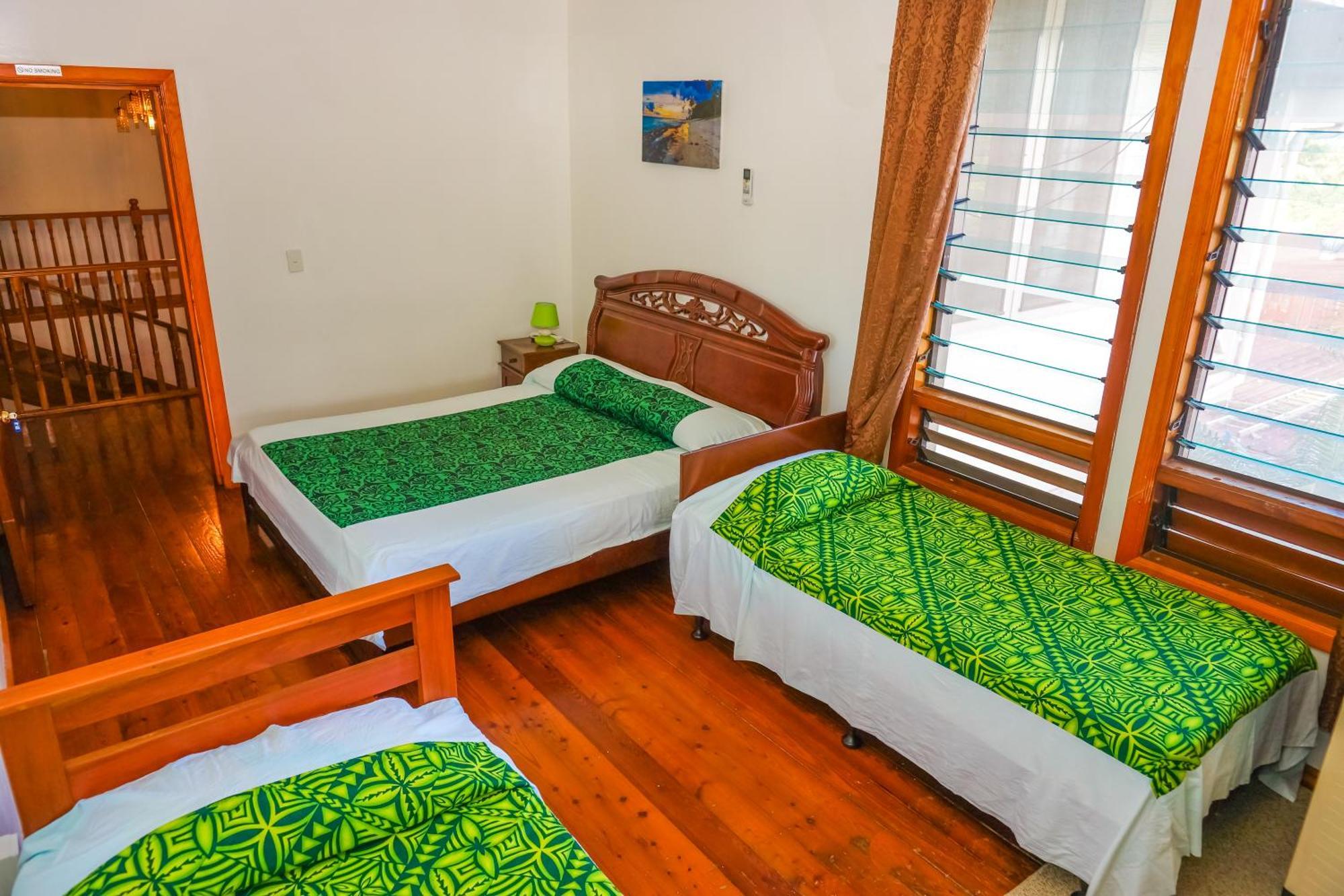 Lynn'S Getaway Hotel Apia Extérieur photo